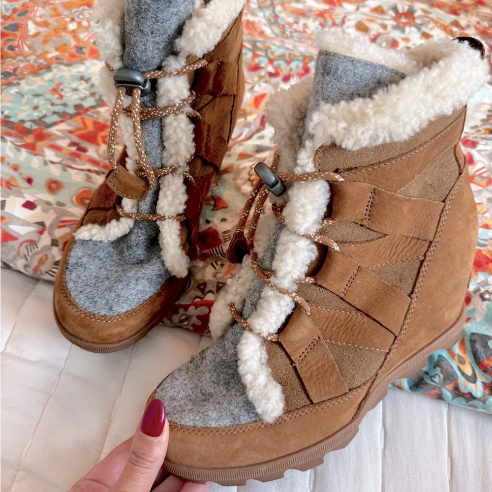 Sorel JOAN Of ARTIC WEDGE II COZY BOOTS Camel Brown Sz 8